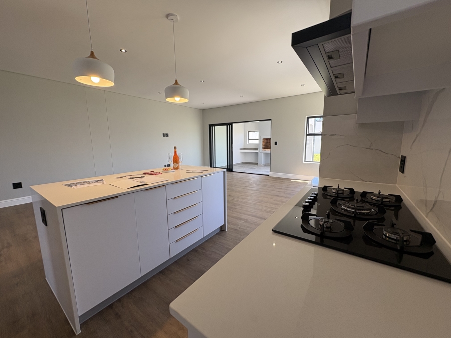4 Bedroom Property for Sale in Sandown Western Cape